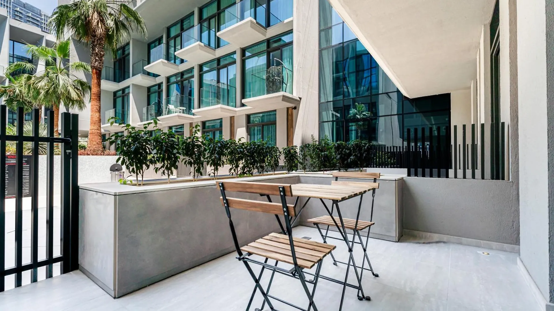 Escape24 - Cozy Studio In Autograph, Jvc Dubai Apartment