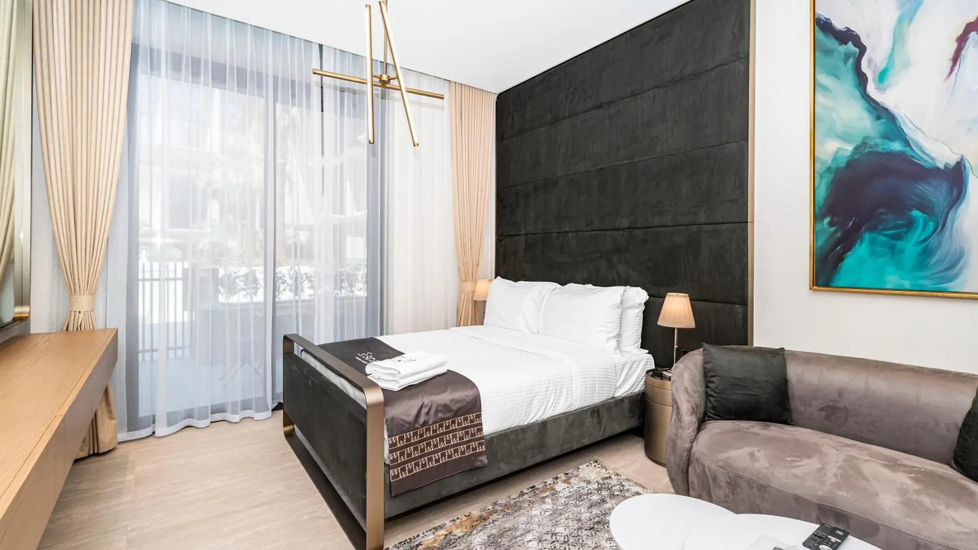 Escape24 - Cozy Studio In Autograph, Jvc Dubai United Arab Emirates